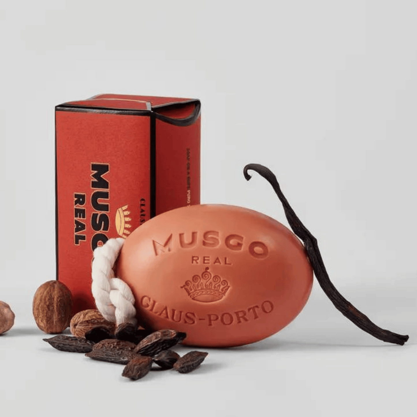 Musgo Real Puro Sangue Soap on a Rope (190 g) #10087306